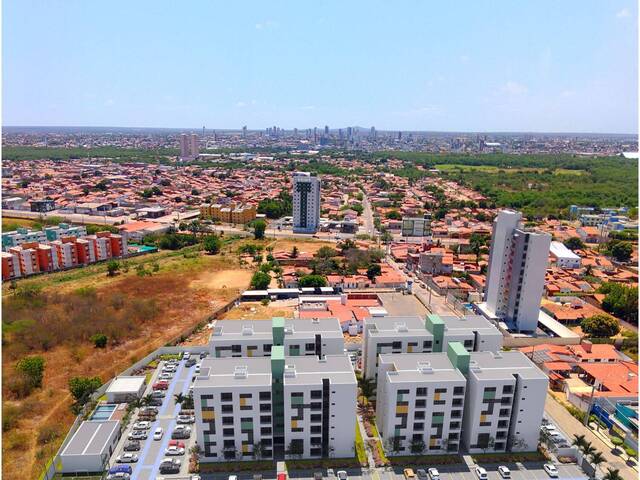 #111 - Apartamento para Venda em Mossoró - RN